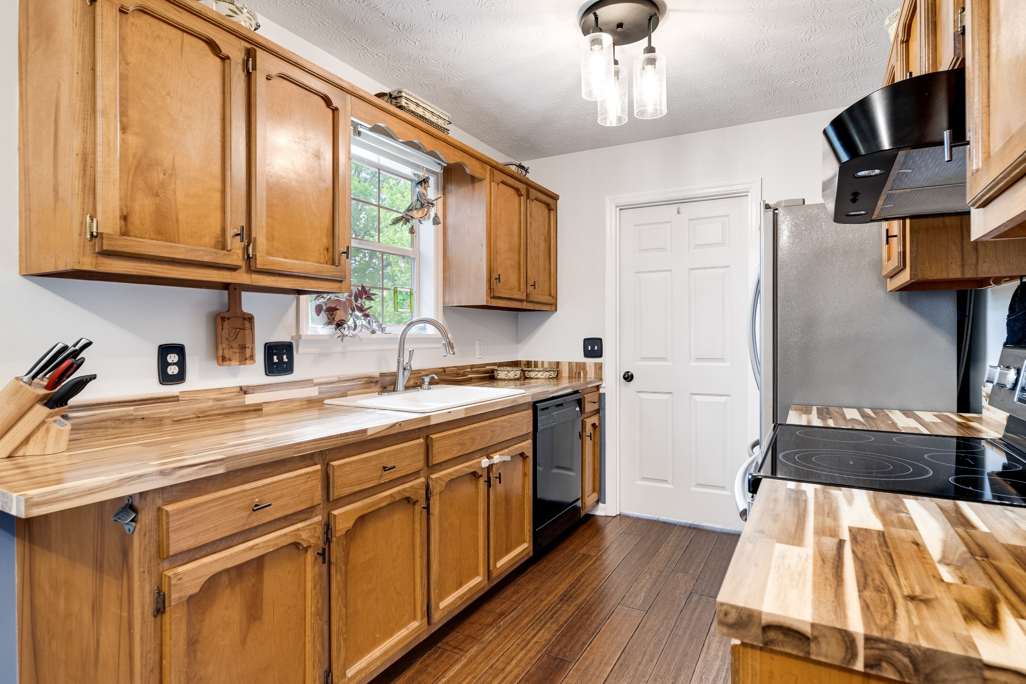 Belle Rive Dr, White House, TN 37188 #1