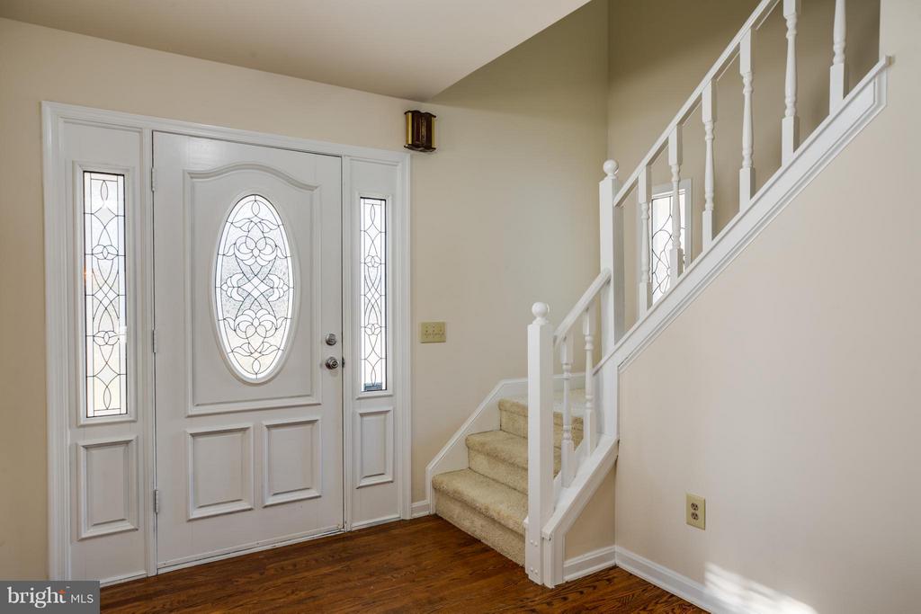 White Lake Dr, Fredericksburg, VA 22407