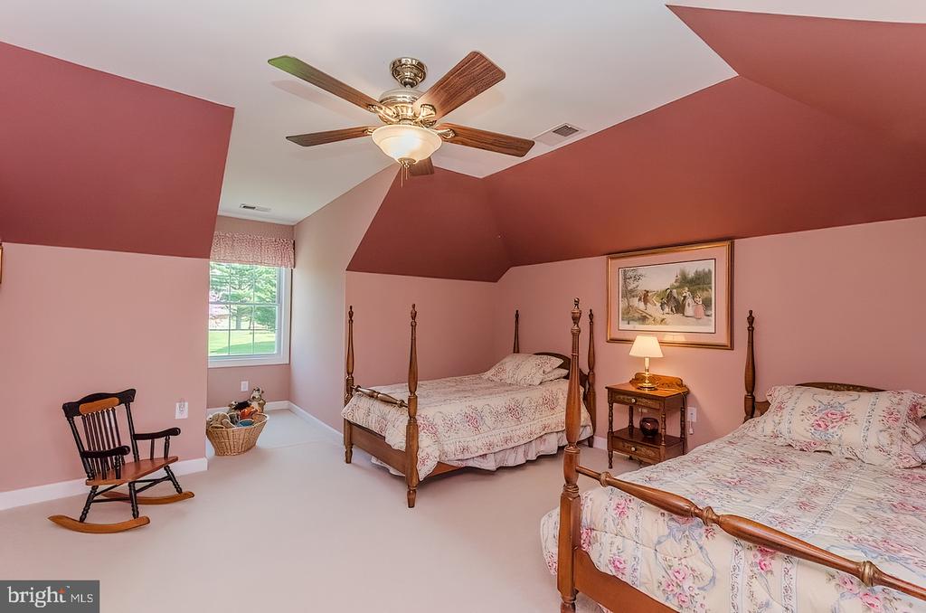 Wheeler Mnr, Harpers Ferry, WV 25425