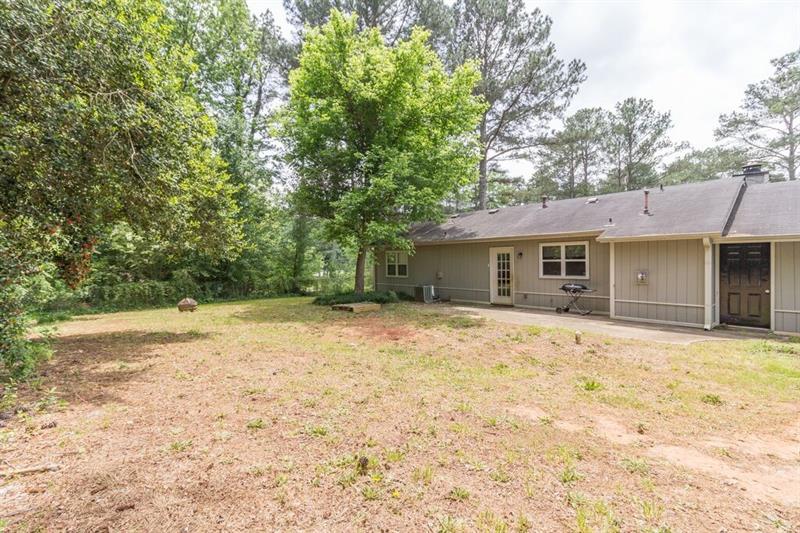 Warren Rd, Lawrenceville, GA 30044