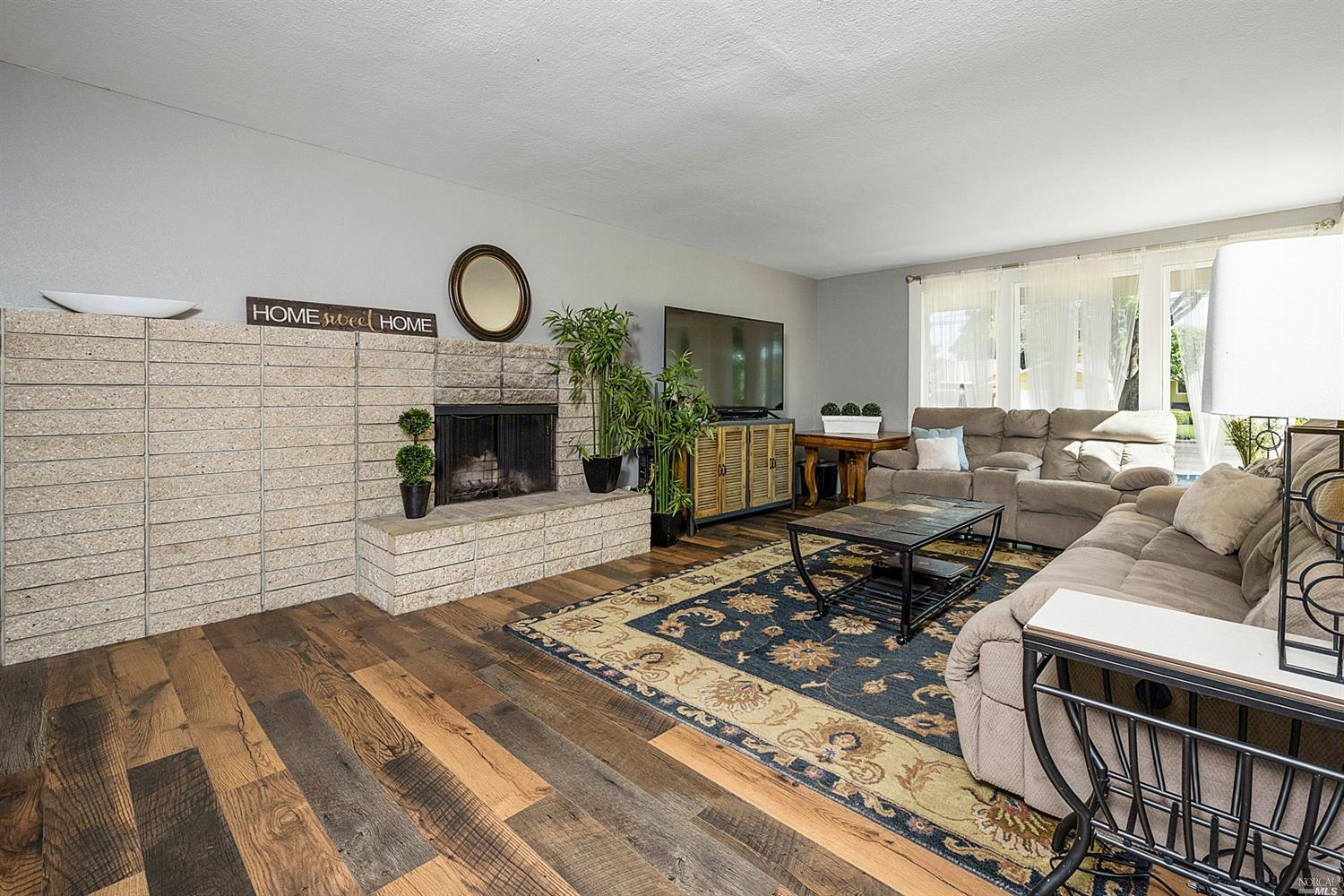 Redwood Rd, Napa, CA 94558