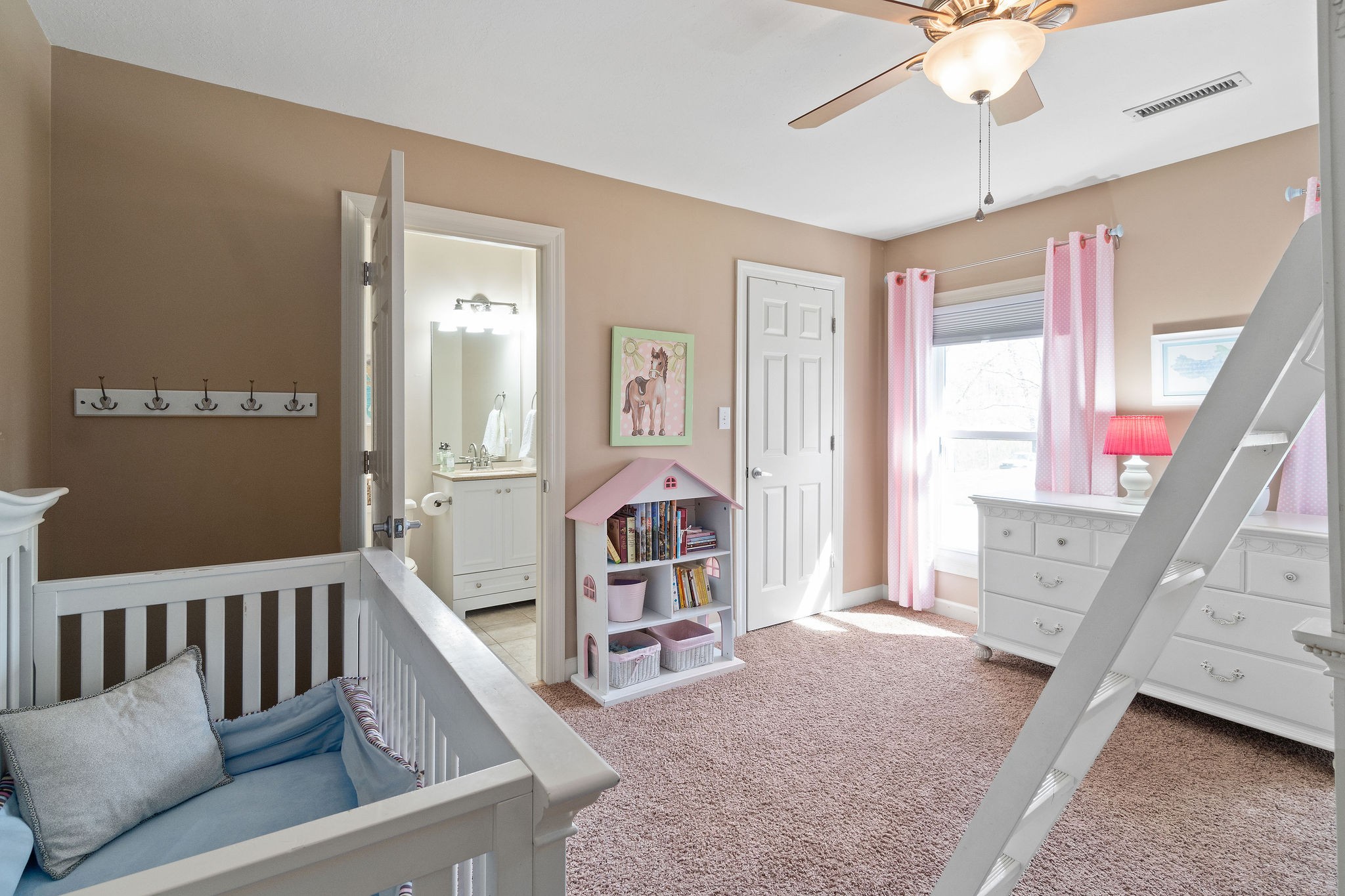 Ridgewood Dr, Clarksville, TN 37043