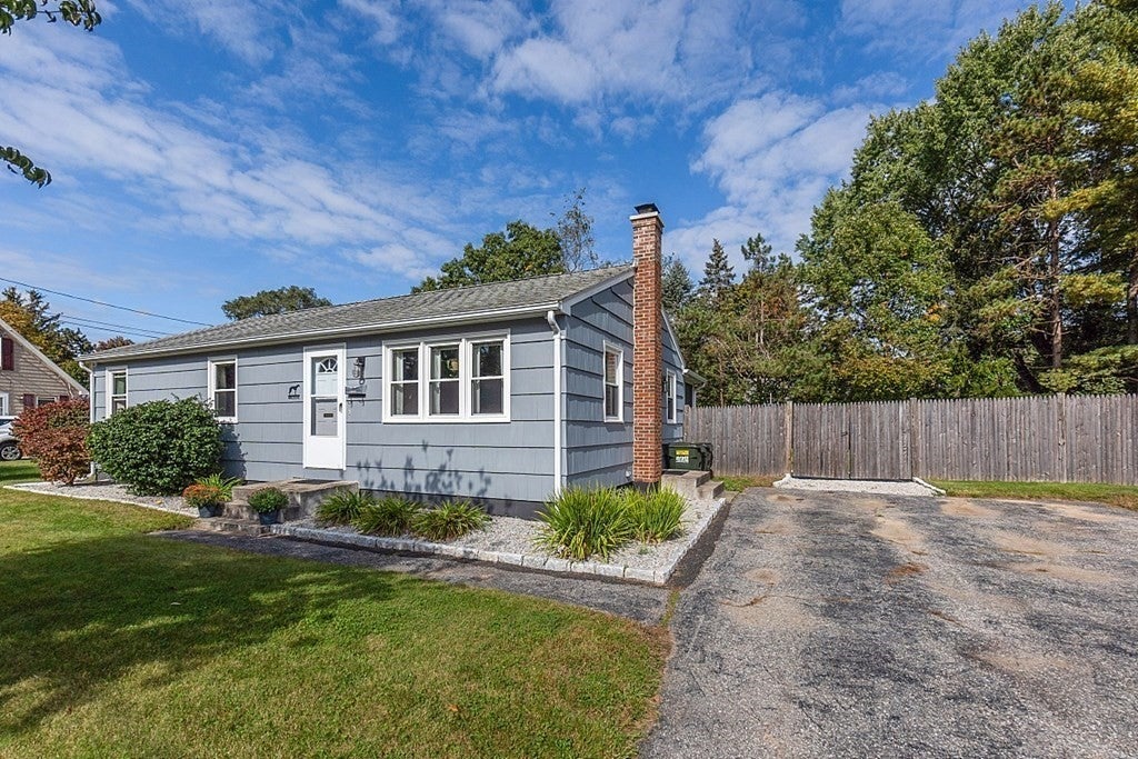 Vine St, Oxford, MA 01540 #1