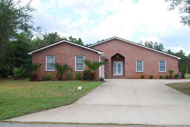 Estrada St, Navarre, FL 32566