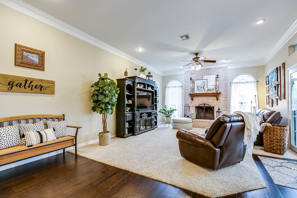 Barbara Ave, San Angelo, TX 76904