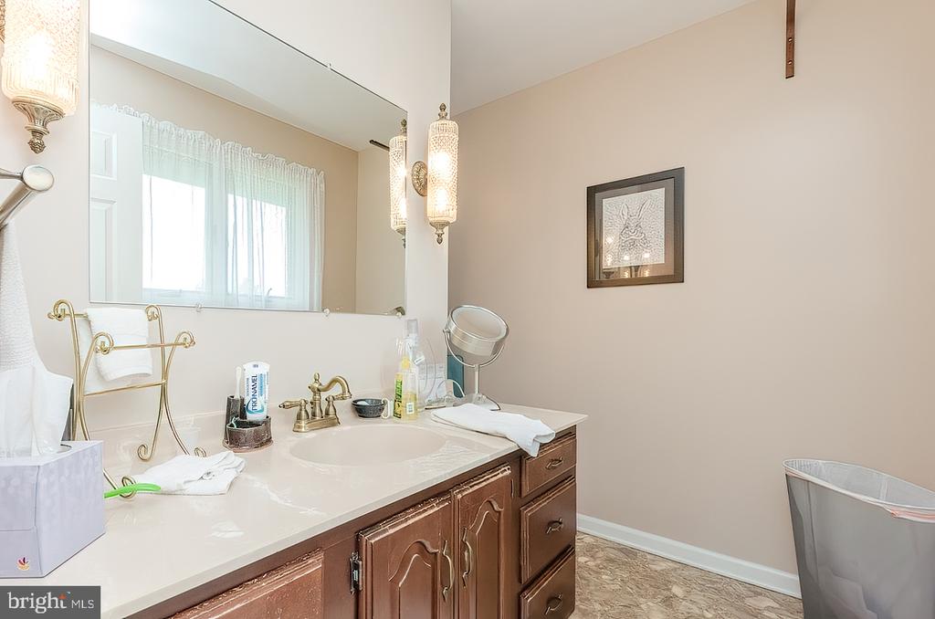 Cherry Run Rd, Harpers Ferry, WV 25425