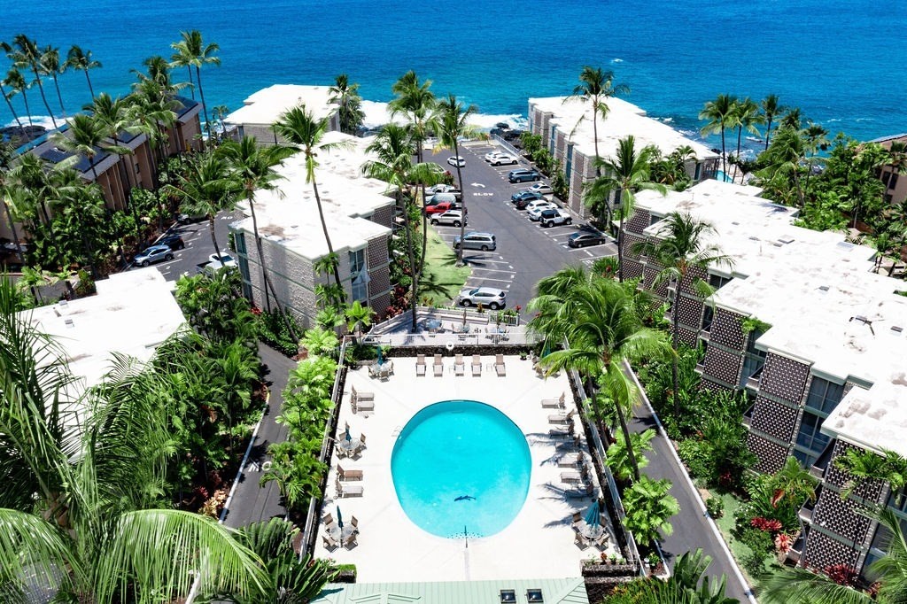 Alii Dr, Kailua Kona, HI 96740