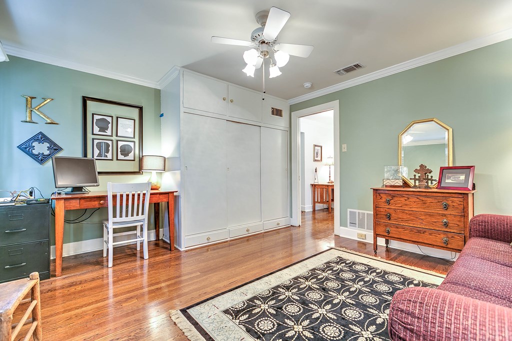 Shafter St, San Angelo, TX 76901