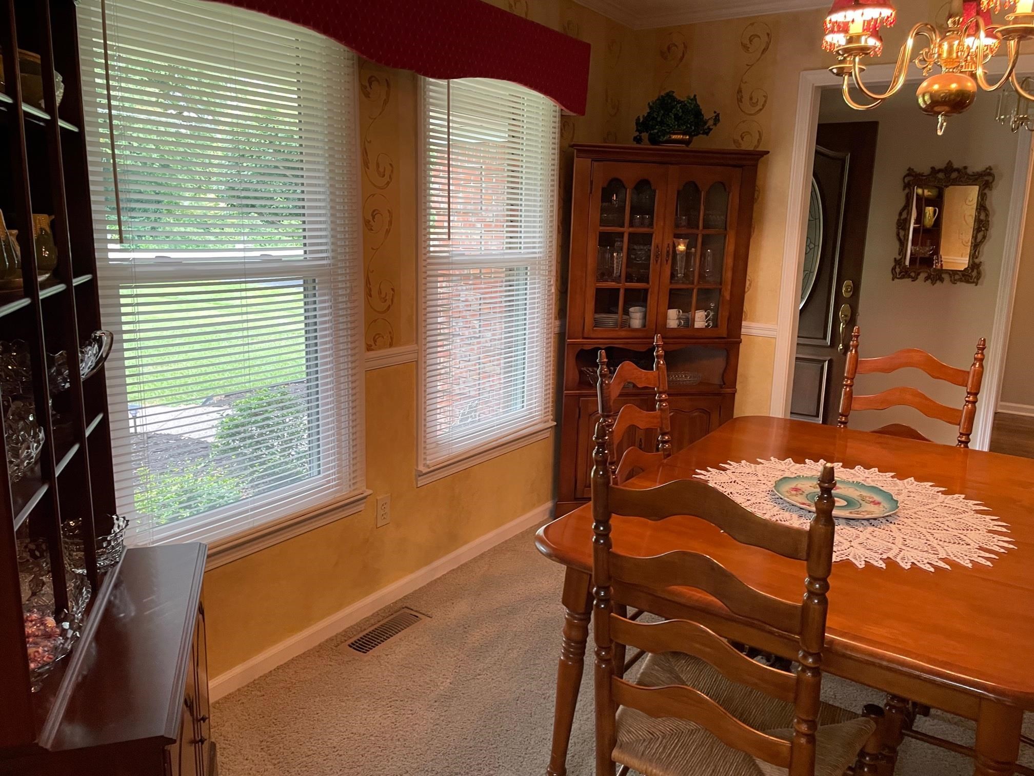 Smallhouse Rd, Bowling Green, KY 42104