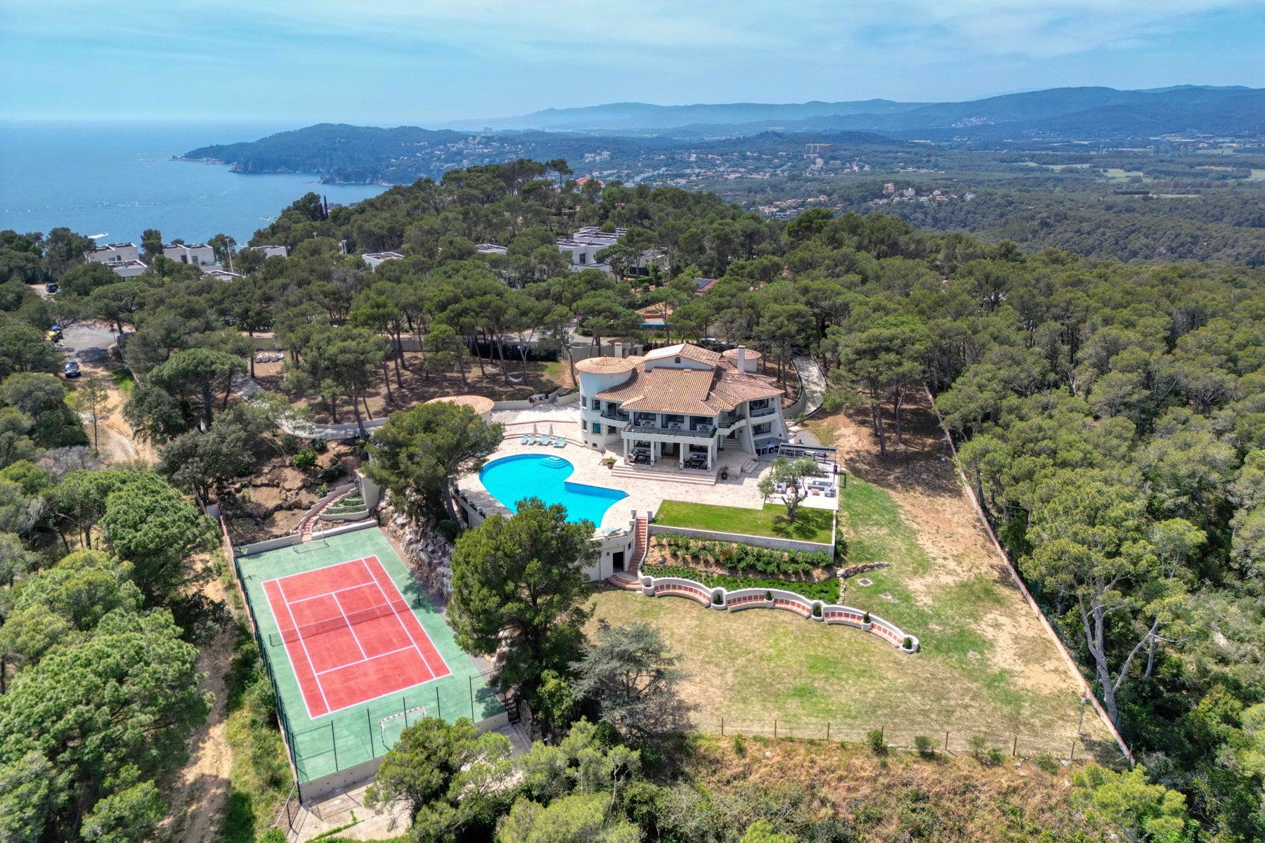 Excellent property with sea views in Llafranc