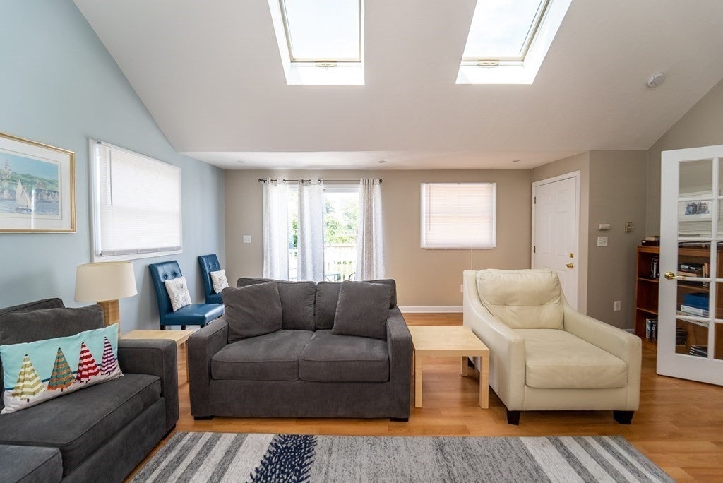 Seaview Dr, Plymouth, MA 02360