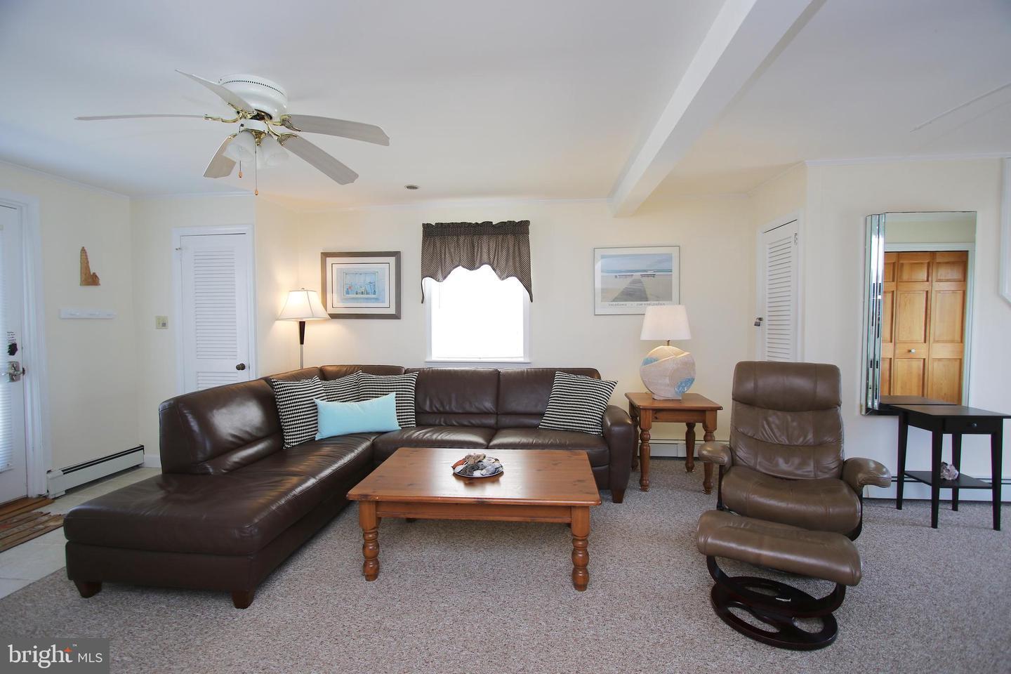 12th St, Beach Haven, NJ 08008