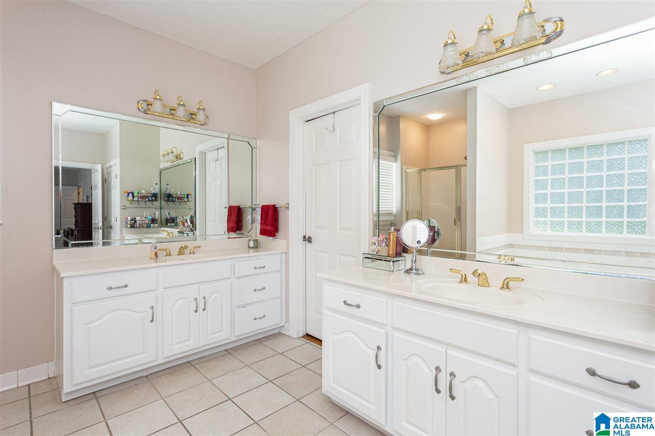 Marsh Ln, Oxford, AL 36203