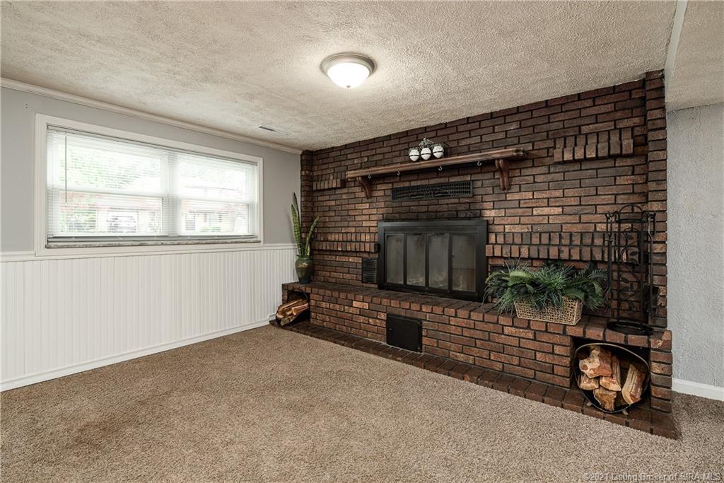 Redwood Dr, Clarksville, IN 47129 #1