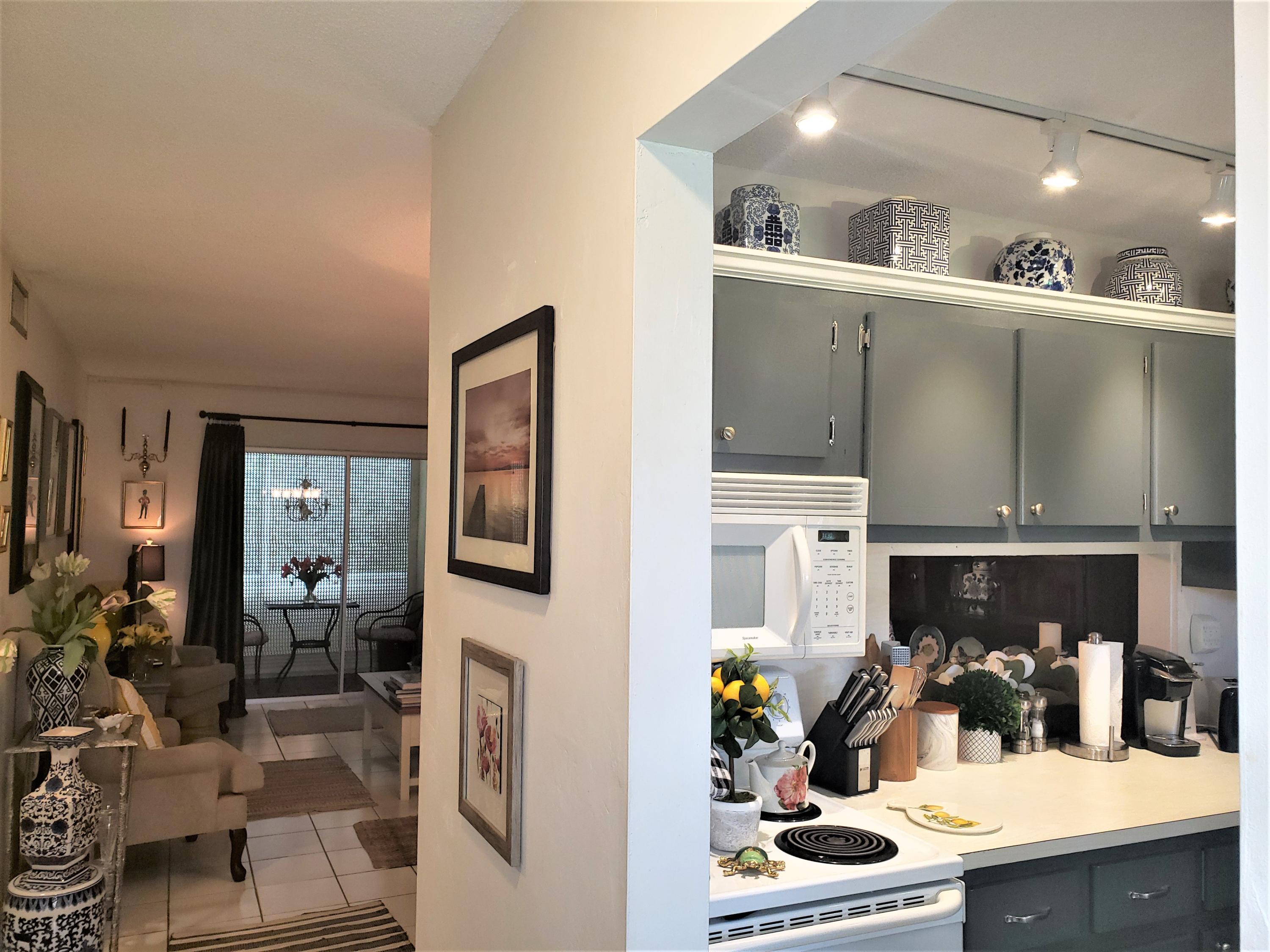 Garden Dr, Lake Worth Beach, FL 33461
