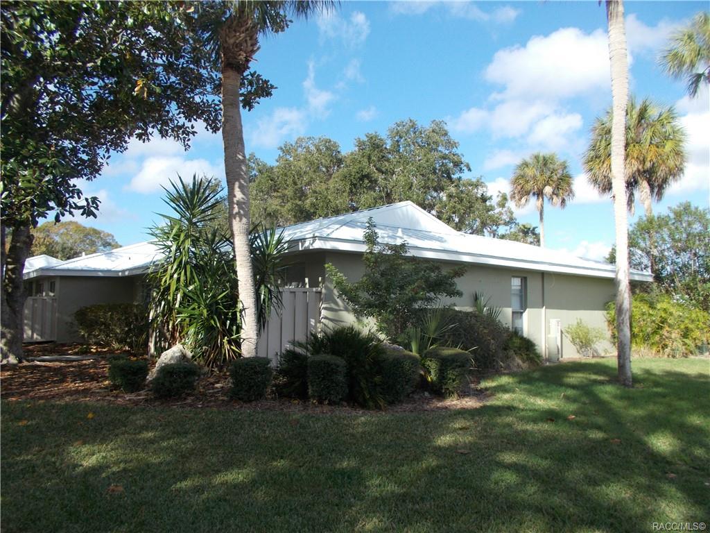 Seagull Pt, Crystal River, FL 34429 #1