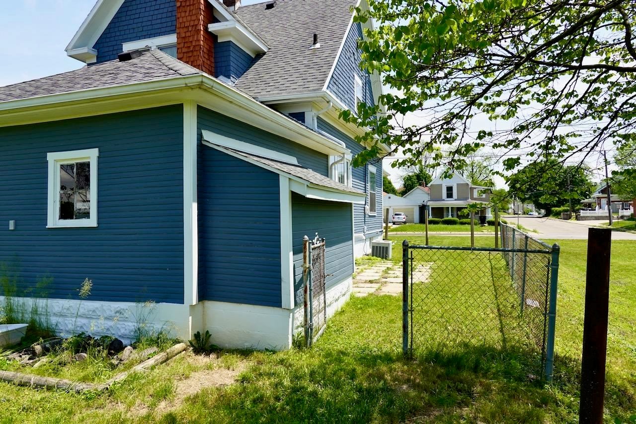 Walnut St, Muncie, IN 47303