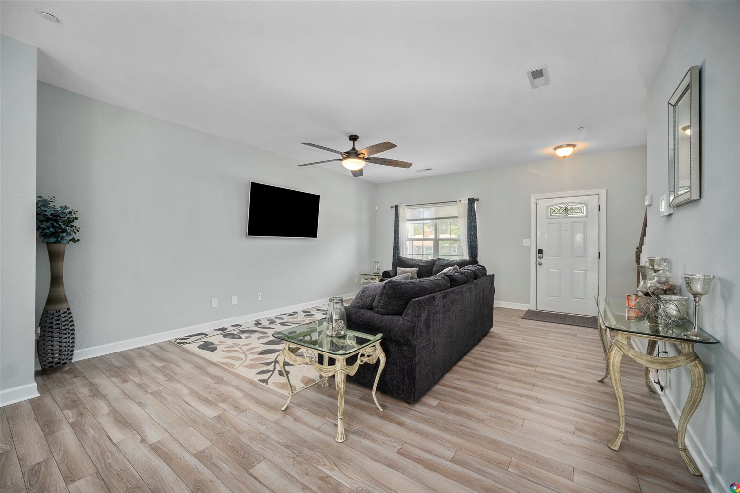 River Dr, Chesapeake, VA 23323