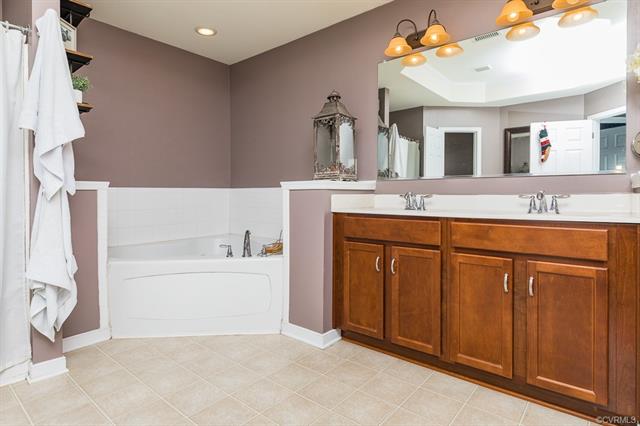 Bendahl Valley Dr, North Chesterfield, VA 23237