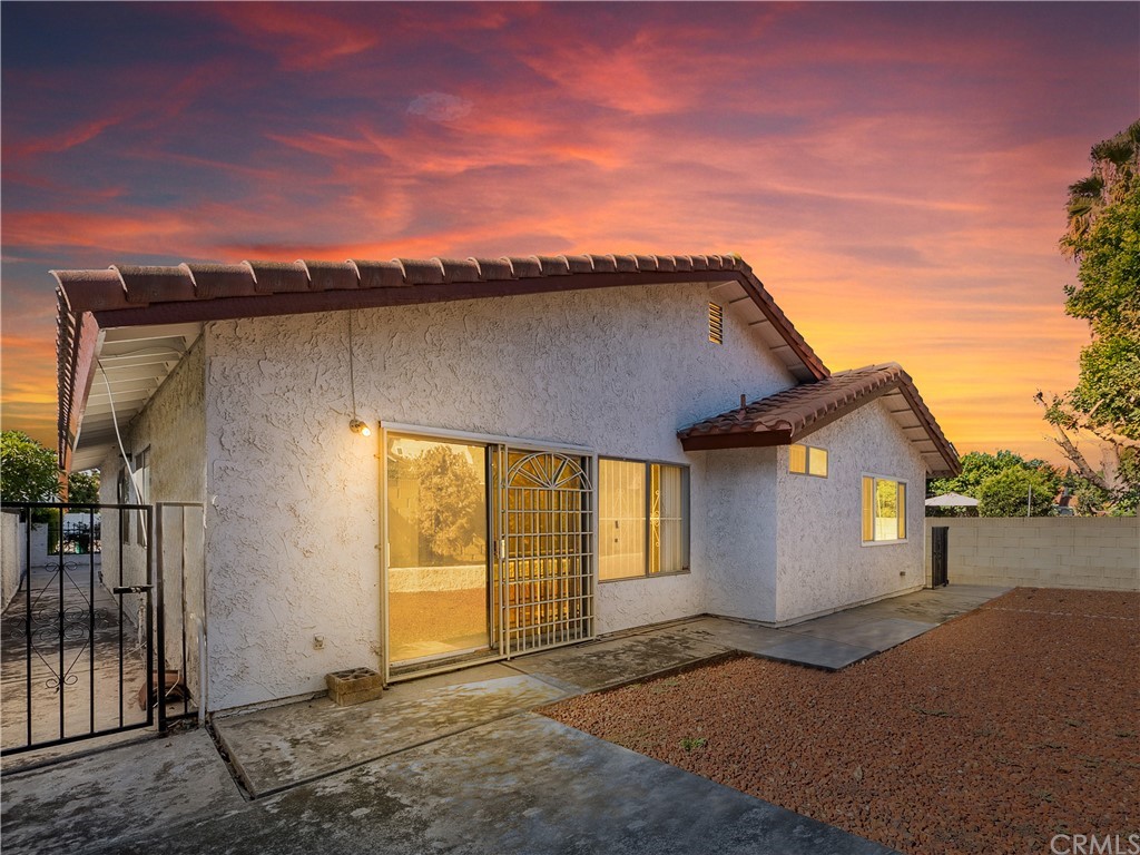 Pine St, Irvine, CA 92606