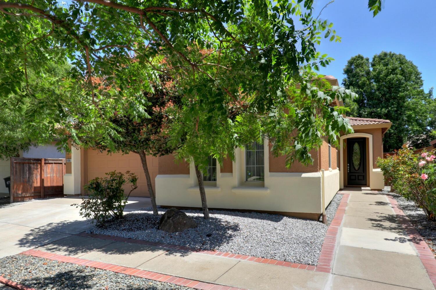 Kokomo Dr, Sacramento, CA 95835