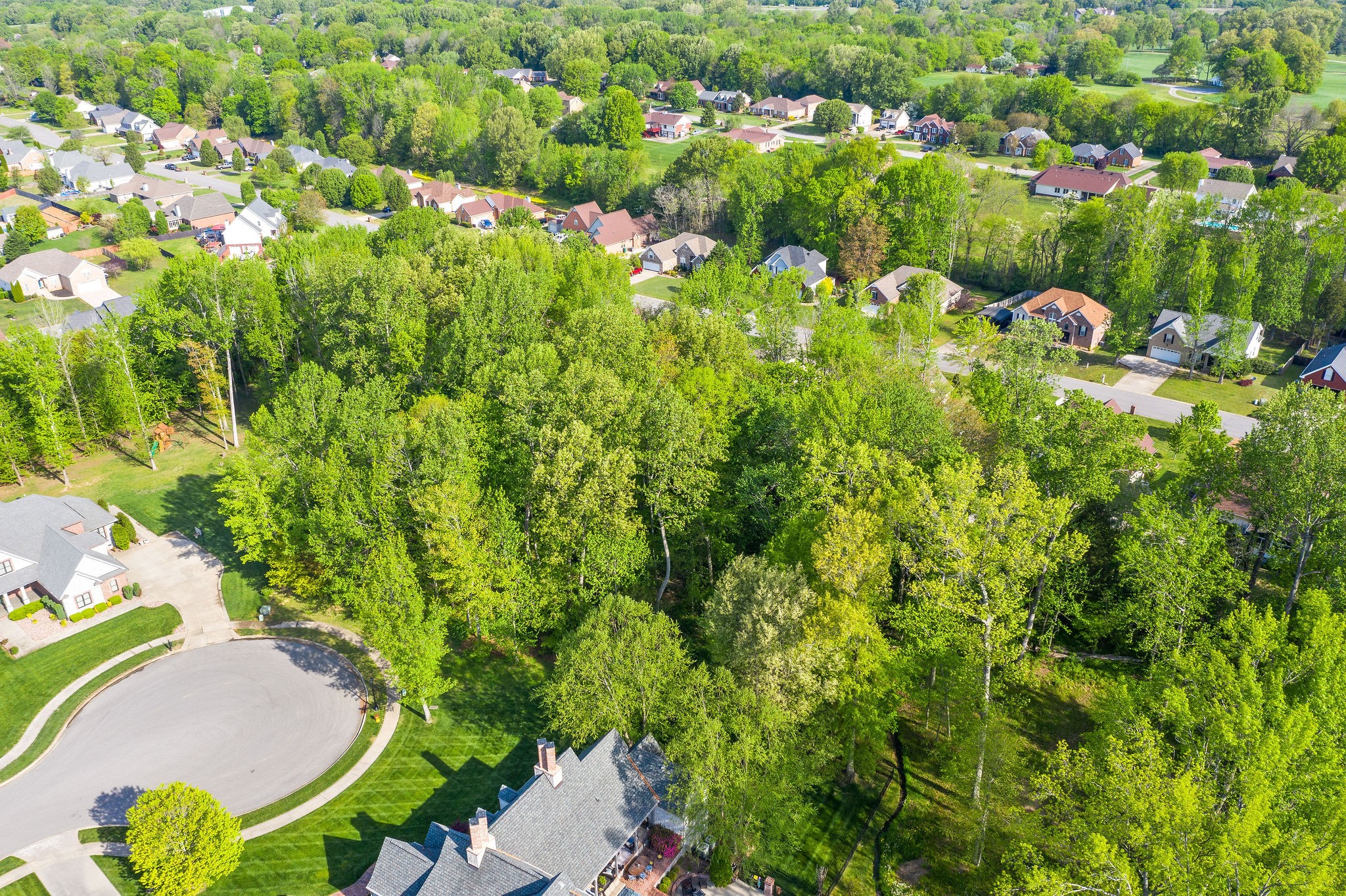 Danford Dr, Clarksville, TN 37043