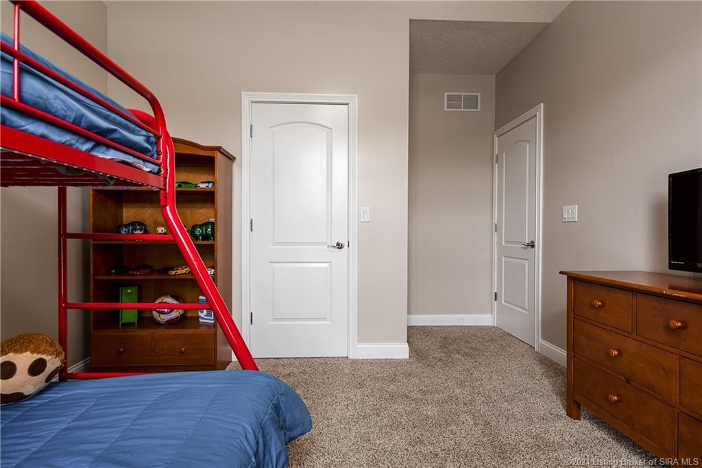 Kyra Cir, New Albany, IN 47150 #1