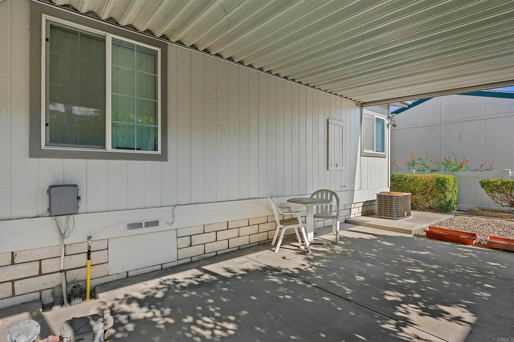 Riverside Dr, Lakeside, CA 92040