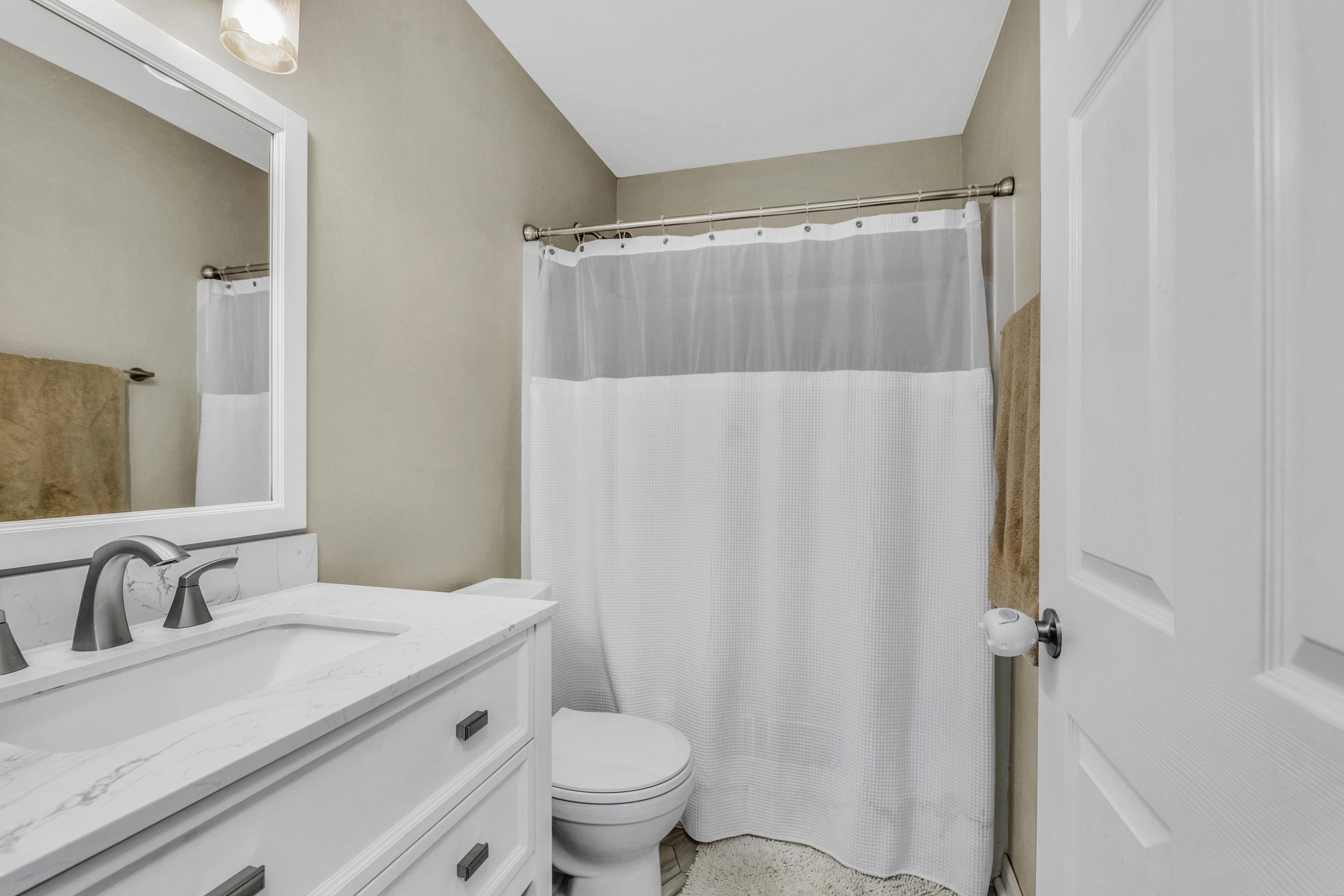 Risen Star Dr, Crestview, FL 32539
