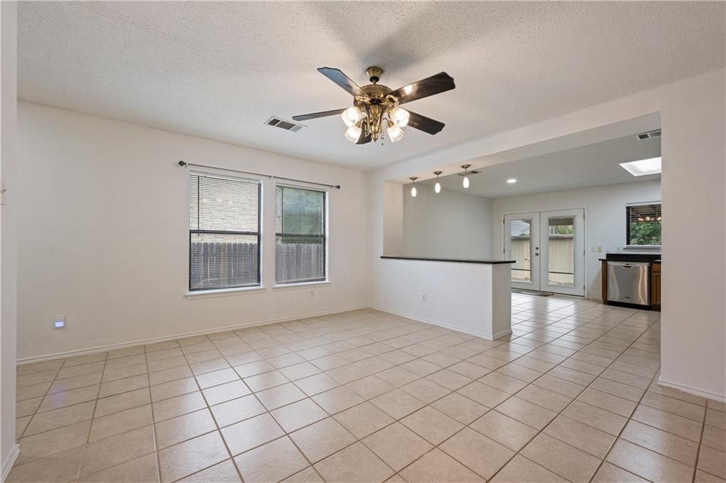 Aransas Cv, Round Rock, TX 78664