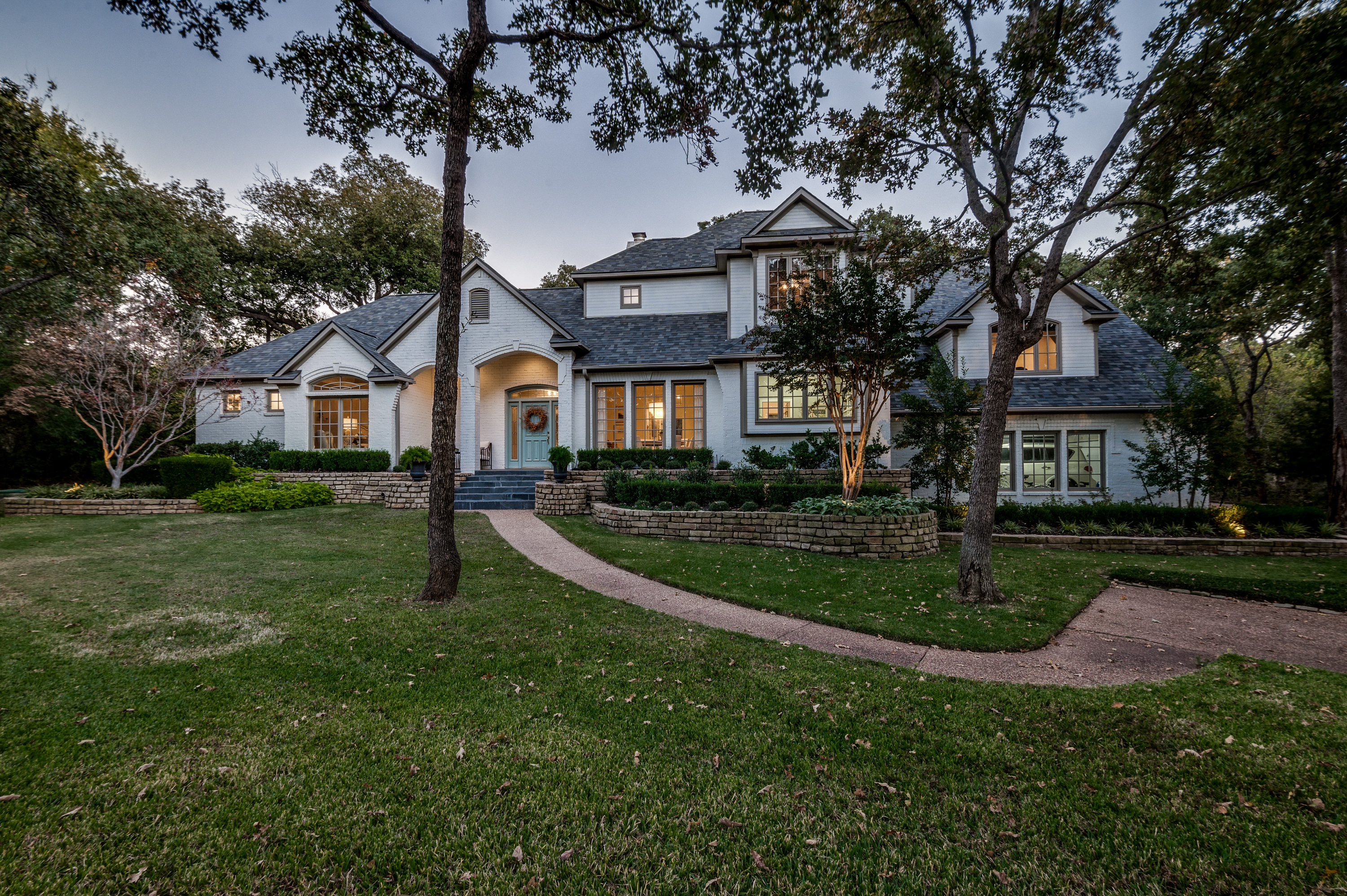 Unique Flower Mound Luxury Property Surrounded by Natural Beauty