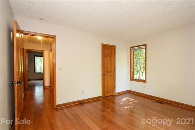 Majestic Oak Dr, Charlotte, NC 28278 #1