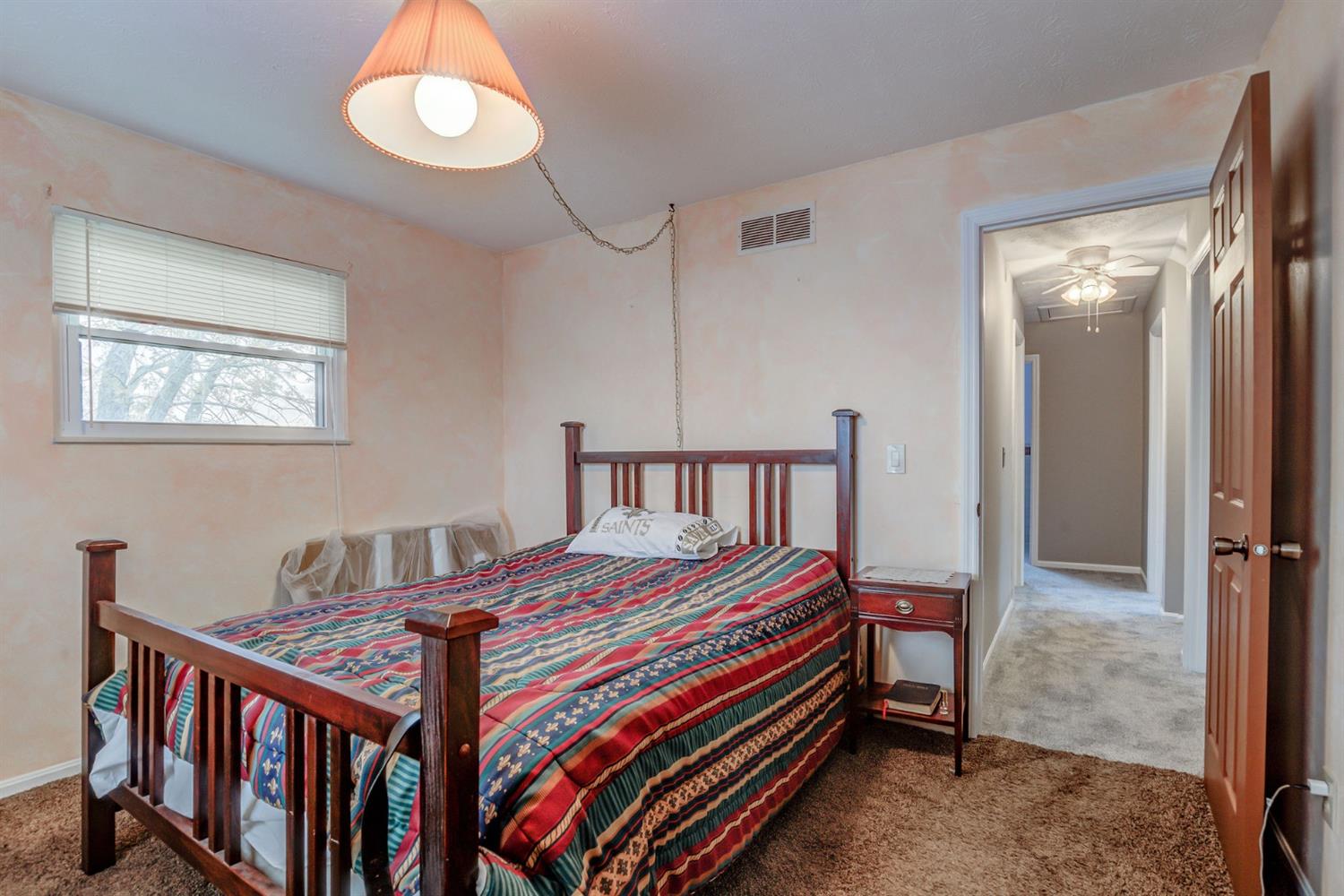 Iroquois Dr, Lebanon, OH 45036