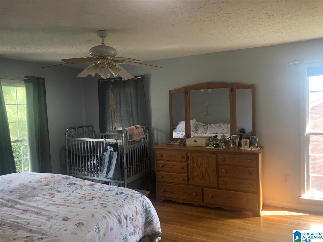 Chateau Ln, Oxford, AL 36203