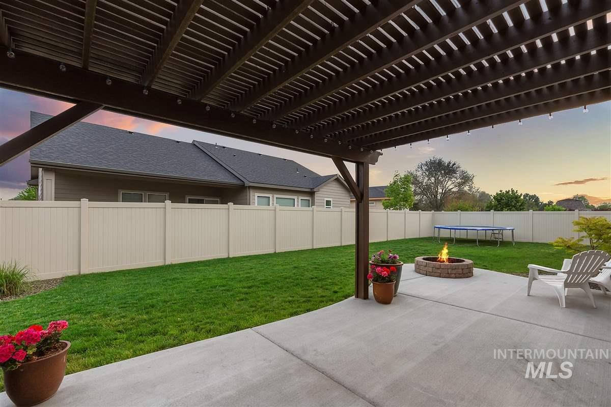 Basalt Ct, Nampa, ID 83686 #1