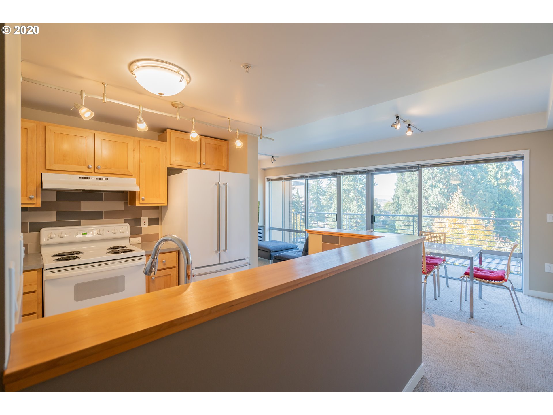 Columbia St, Vancouver, WA 98660 #1