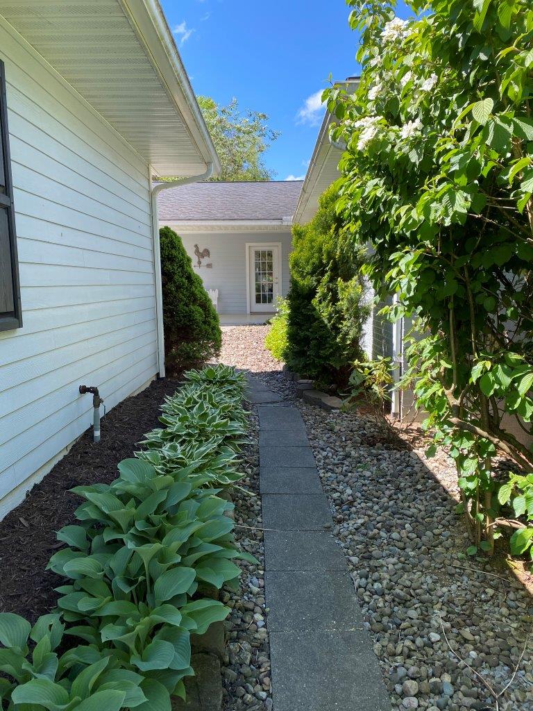 Gilbert St, Buckhannon, WV 26201