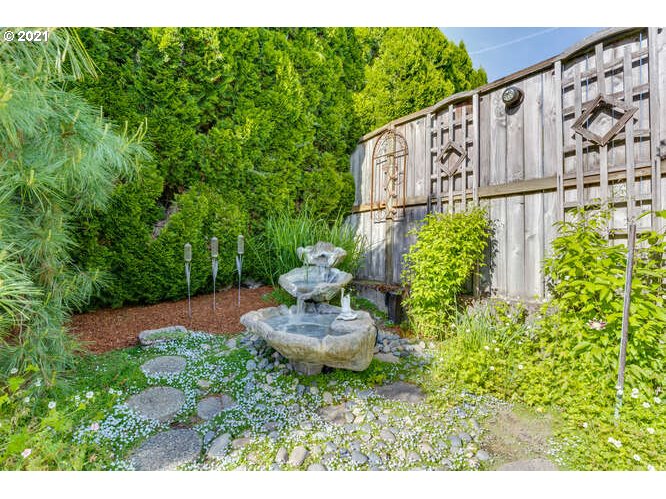 43rd Ave, Vancouver, WA 98685 #1