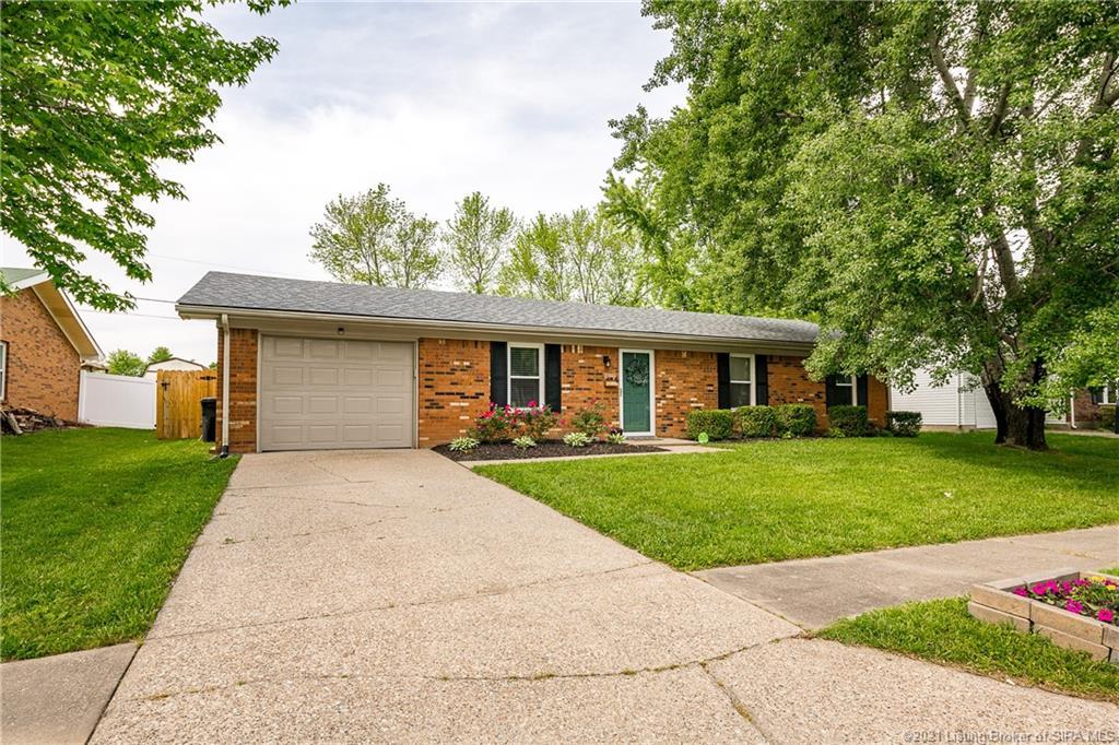 Ingram Ave, New Albany, IN 47150