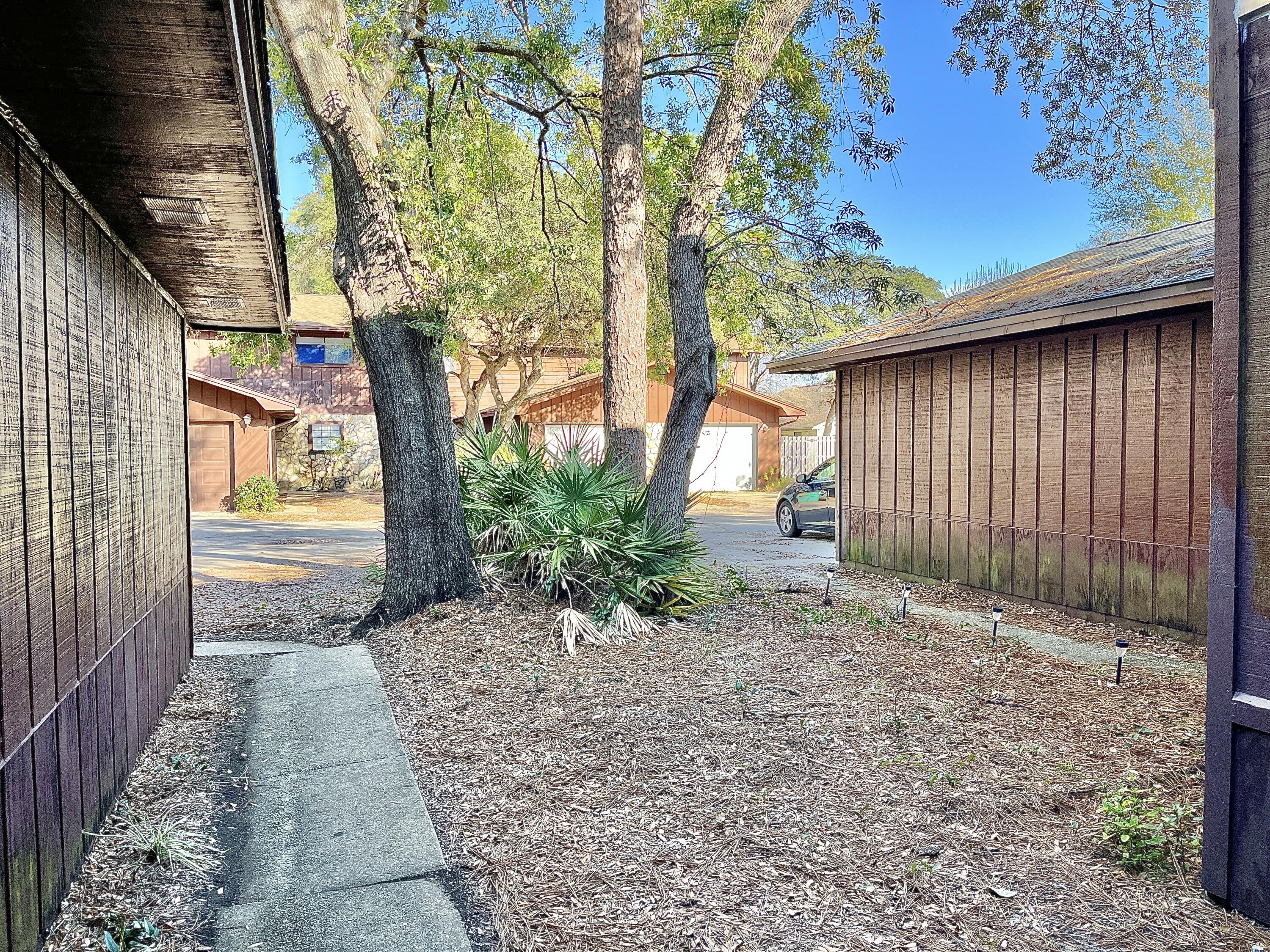 7th Ave, Shalimar, FL 32579