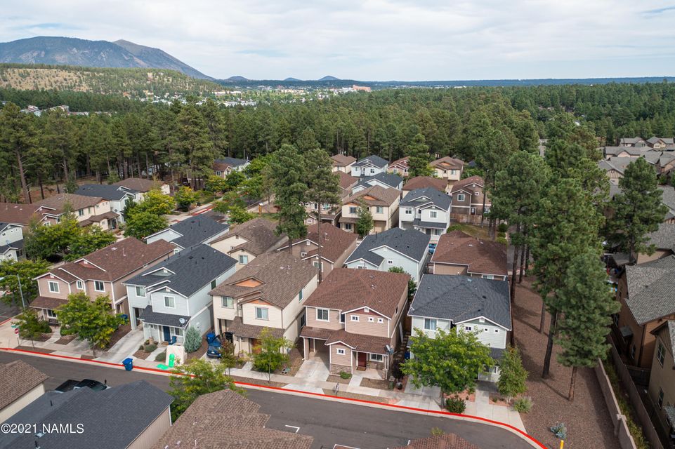 Fossil Creek Ln, Flagstaff, AZ 86001
