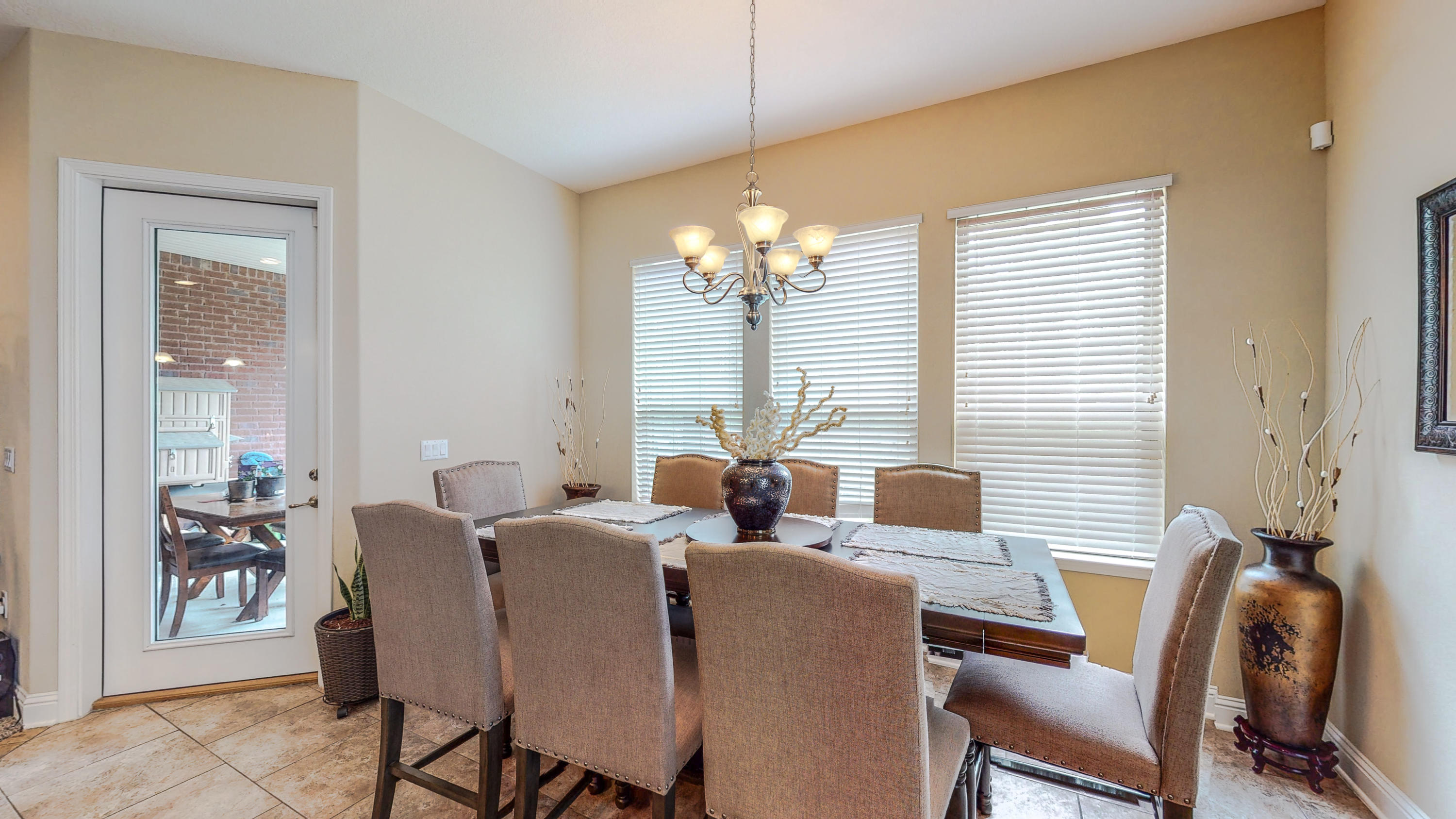 Admiral St, Navarre, FL 32566