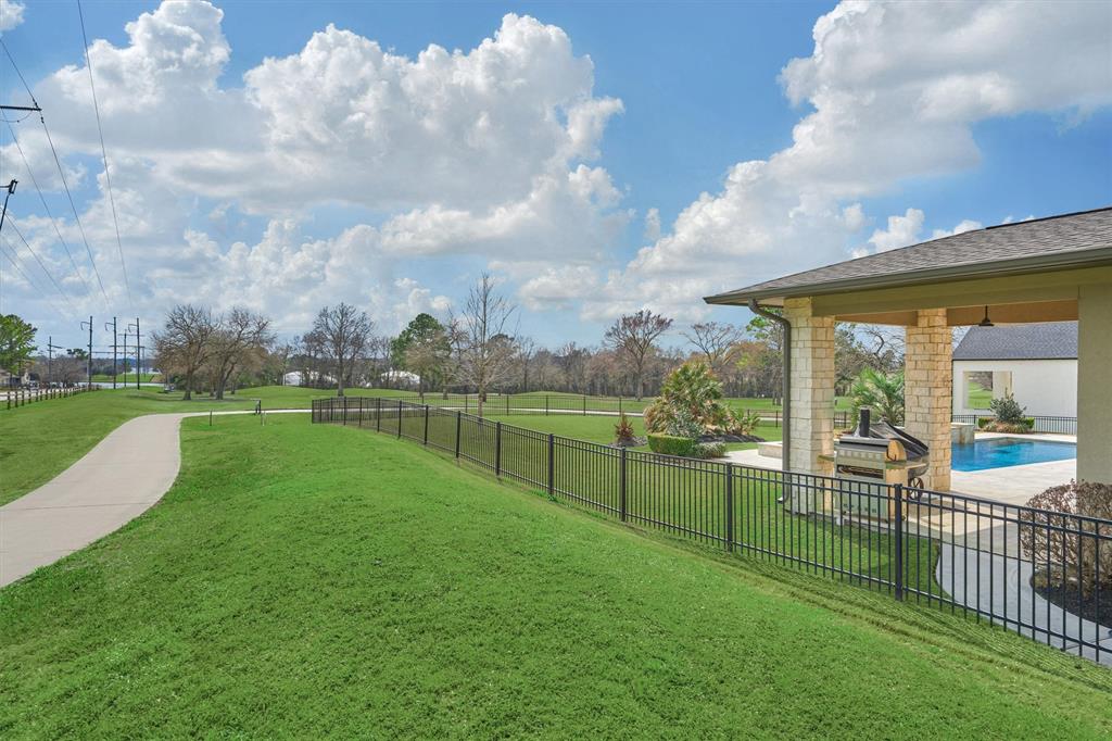 Club Creek Dr, Montgomery, TX 77356 #1