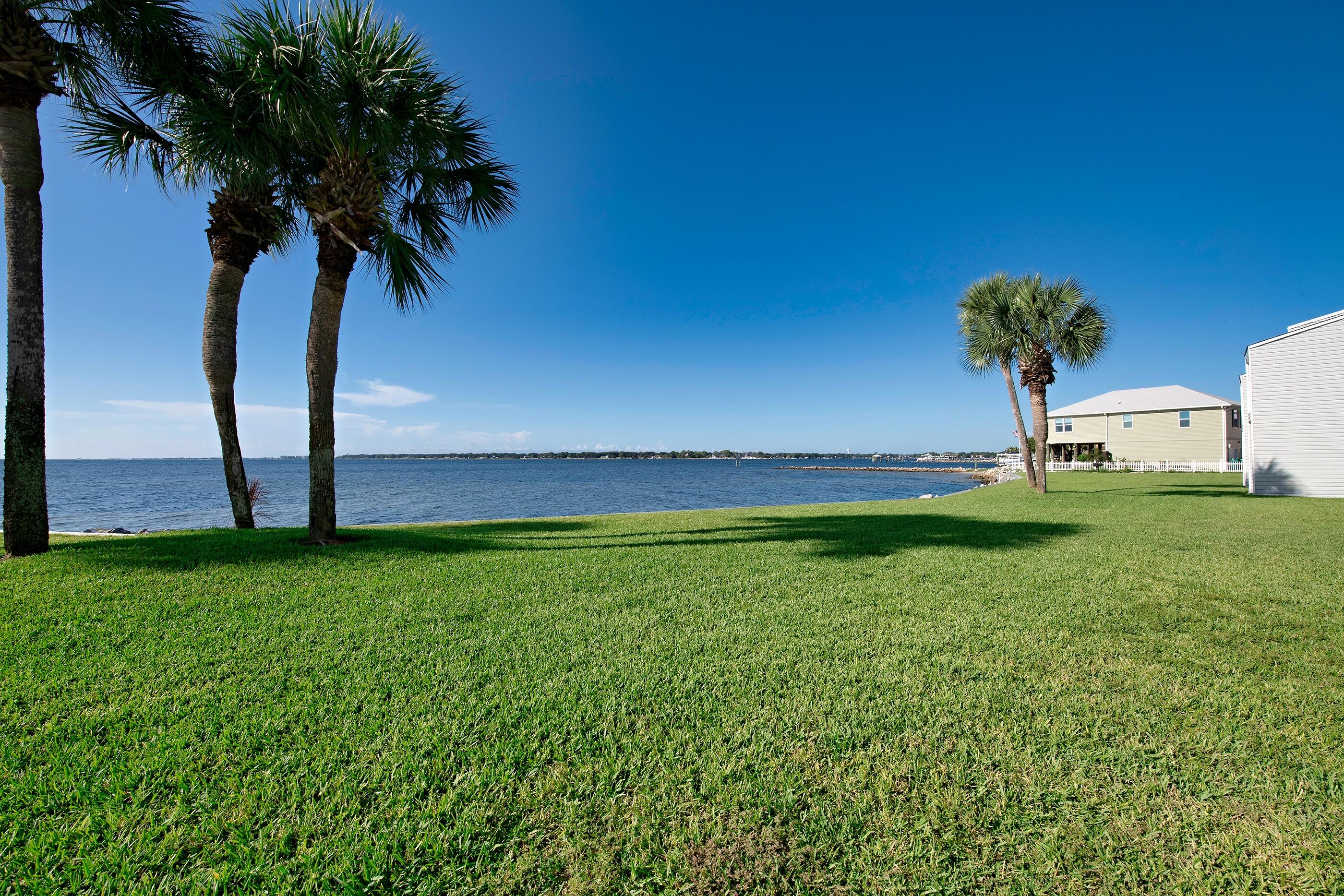 Old Ferry Rd, Shalimar, FL 32579