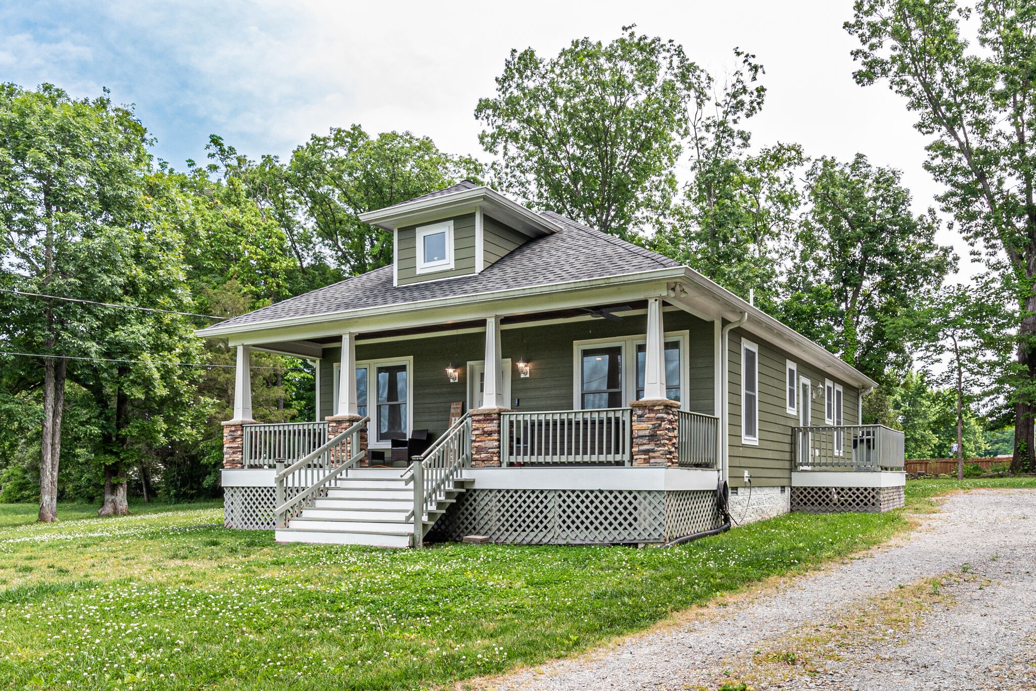 Bordeaux Ct, Lebanon, TN 37090