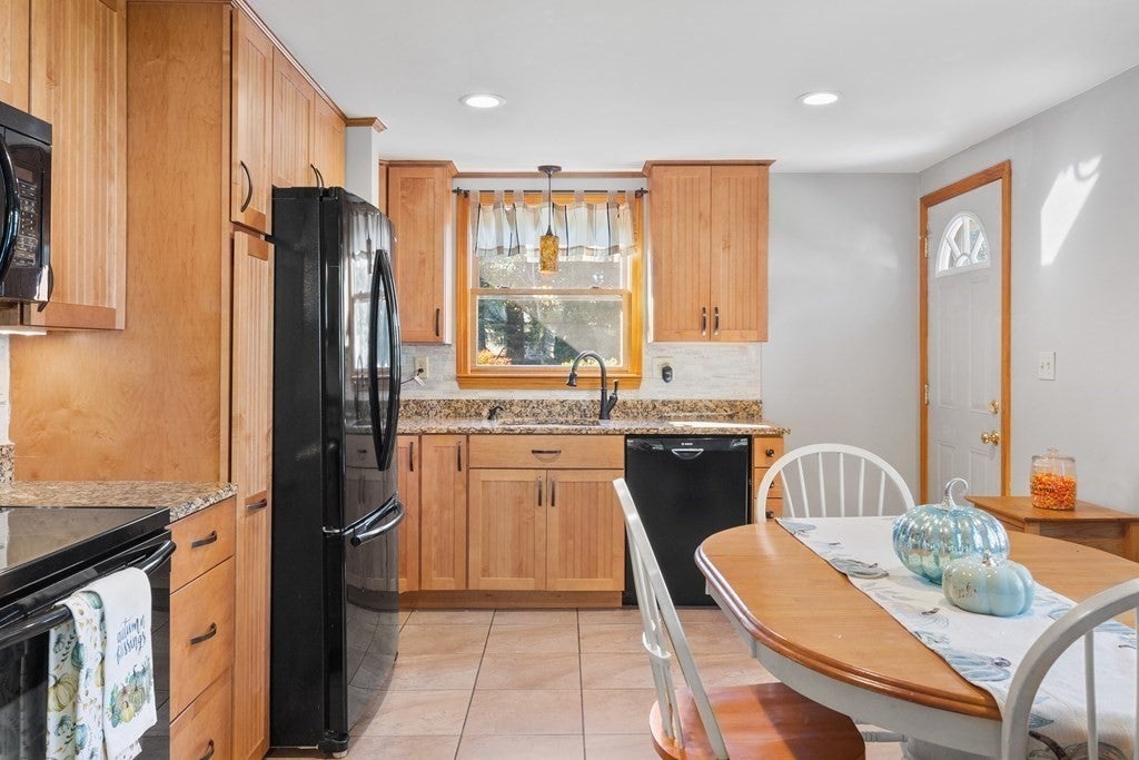 Bedford Rd, Woburn, MA 01801 #1