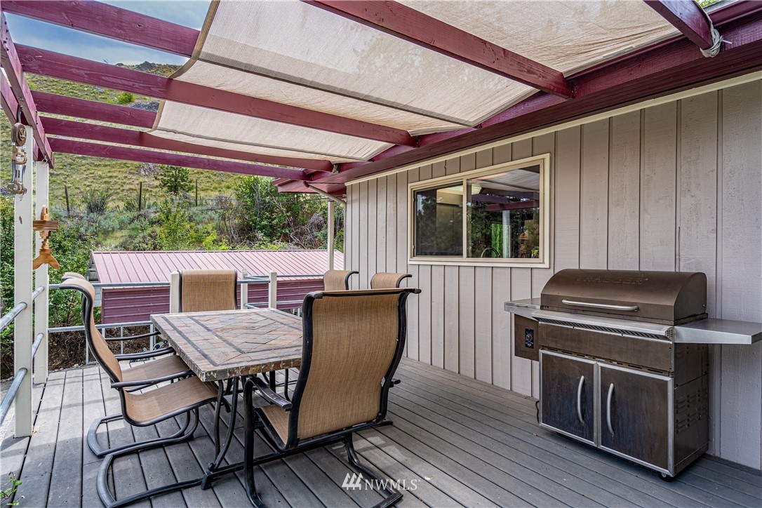 Us Highway 97 , Pateros, WA 98846