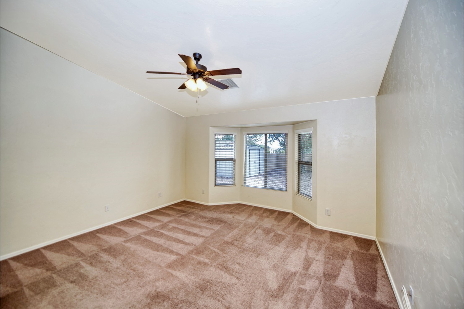 Willow Oak Ln, Sierra Vista, AZ 85635