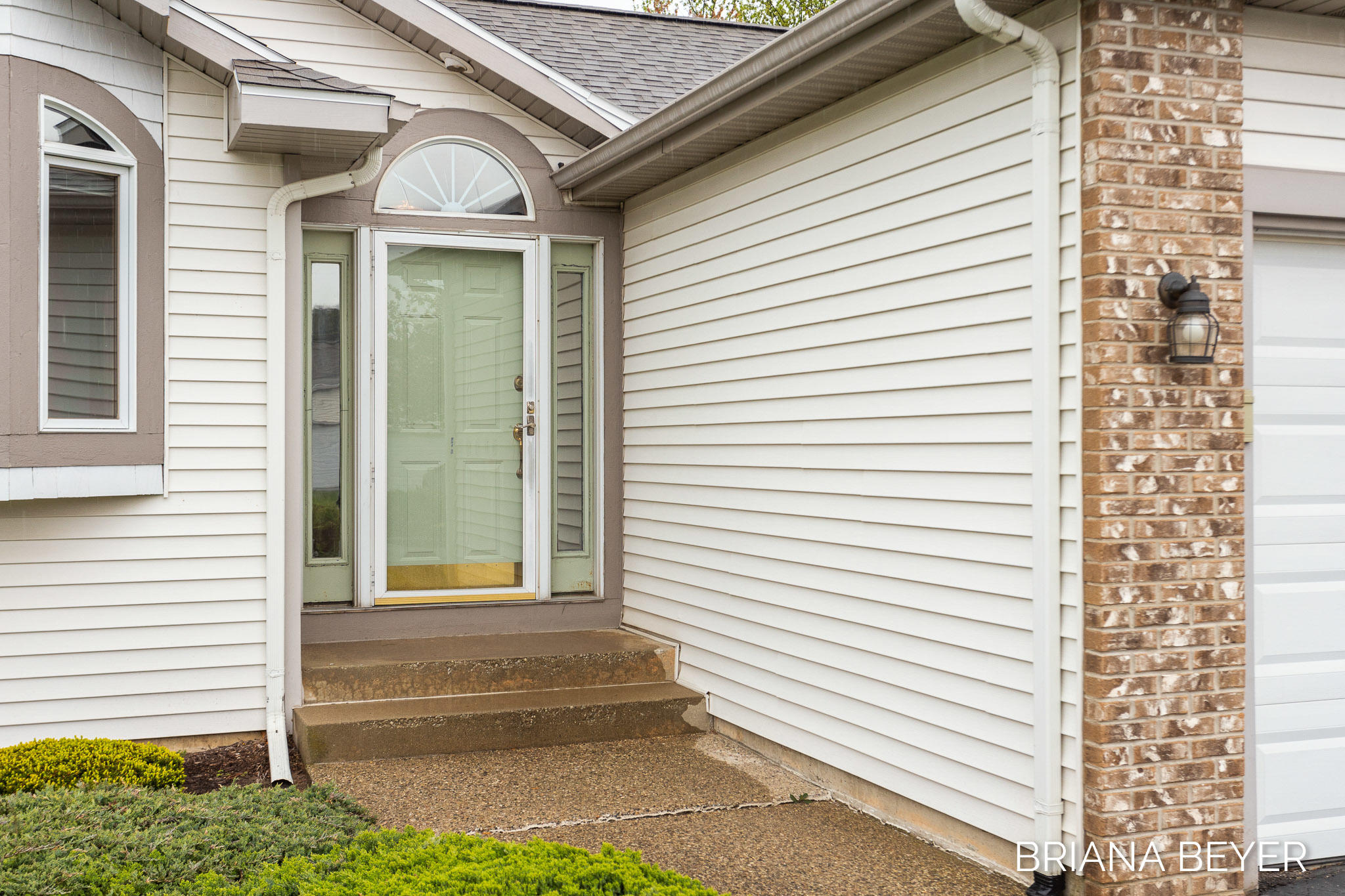 Deerview Ln, Holland, MI 49423