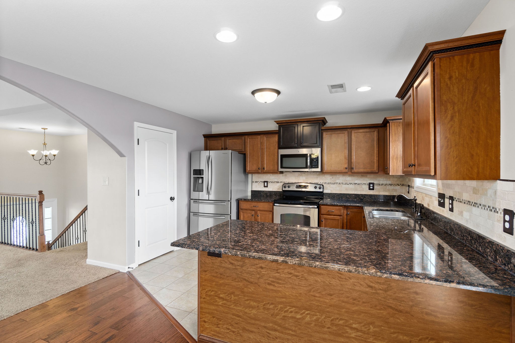 Suiter Rd, Clarksville, TN 37040